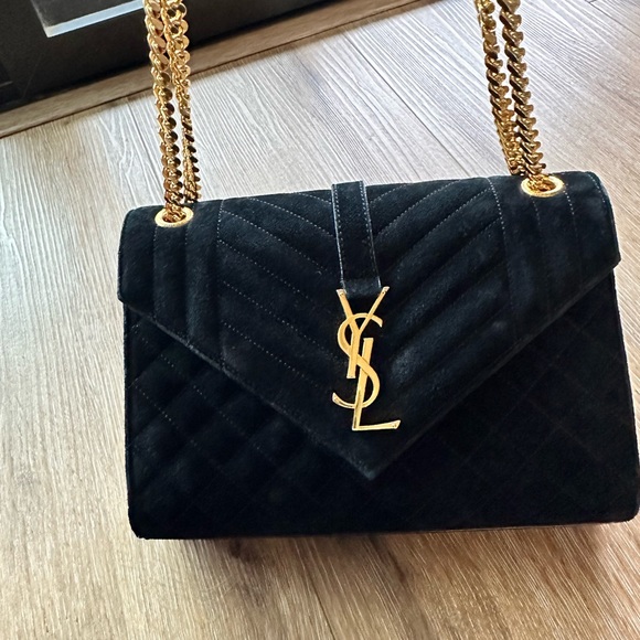 ENVELOPE MEDIUM CHAIN BAG IN MIX MATELASSÉ SUEDE - Picture 11 of 15